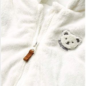 Carter’s baby warm and cozy Pram white with ears